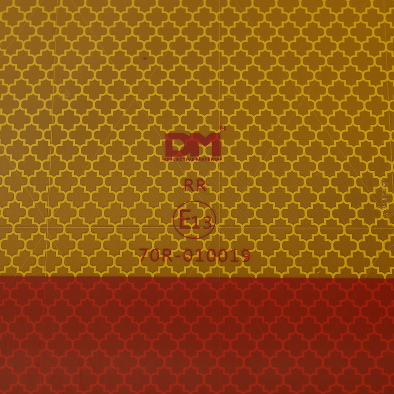 VCDM-2国标二类和四类长型车辆标识板