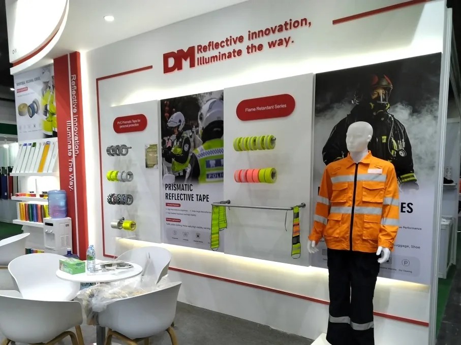 AG庄闲集团光学泰国劳动保唬唬；；ふ (1)